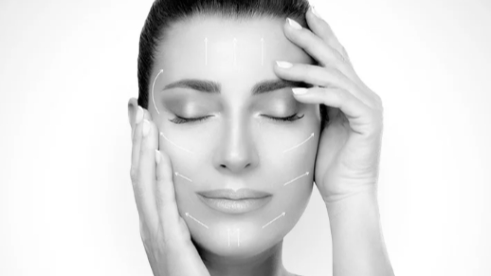 Fedezze fel a KLEANTHOUS Prémium Arckezeléseinket!